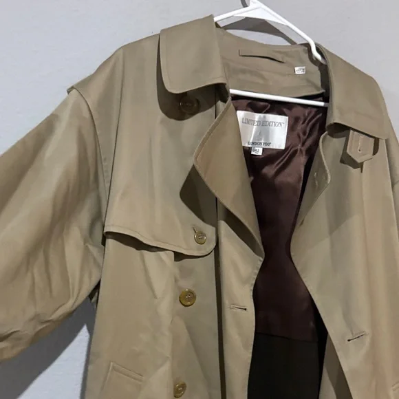 London Fog heavy Tan Men's Trench vintage Coat Sz 42